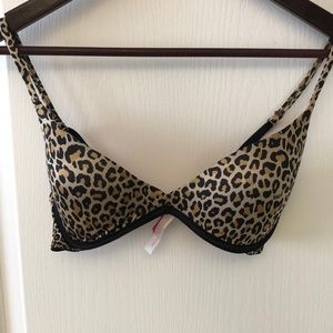 Victoria secret pink bra 34C